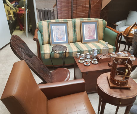 antiques london